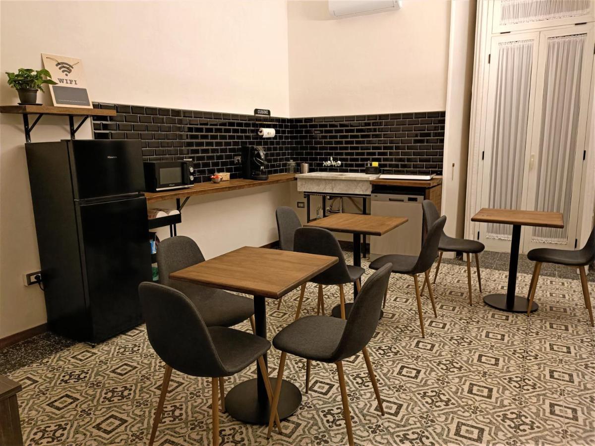Gibus Bed and Breakfast Napoli Eksteriør billede